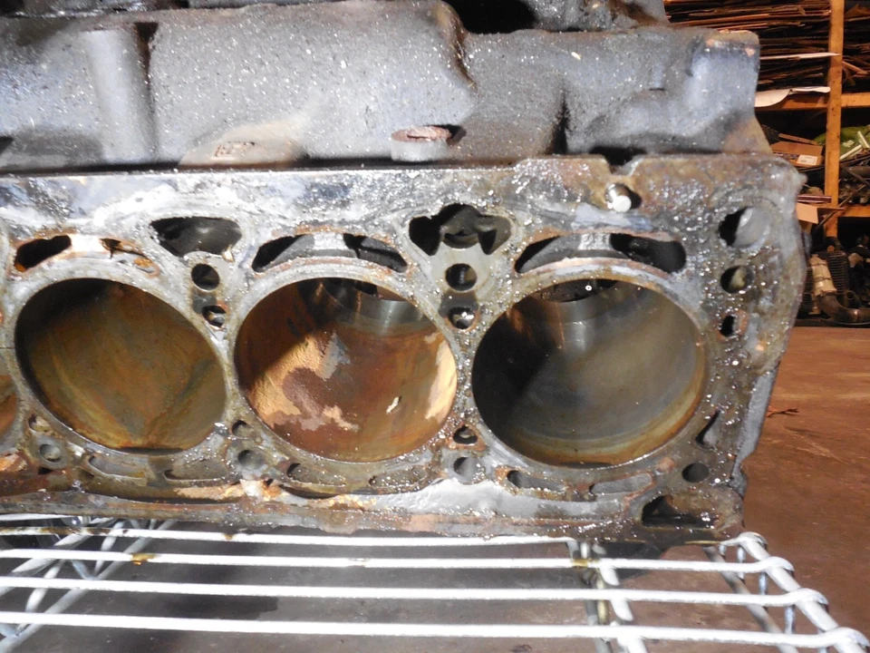 Bloque Motor 06H103021L 09-14 Volkswagen Golf Jetta Audi A3 A4 2.0L Turbo Foto 2 de 4