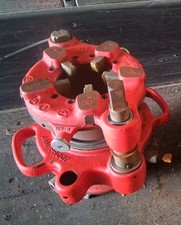 Ridgid 141 2-1/2 - 4 Receding Geared Threader...