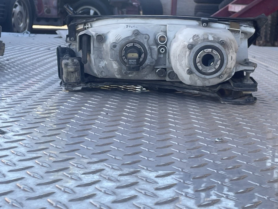 1990-1996 Nissan 300zx Passenger Side Headlight, - Image 2 of 3