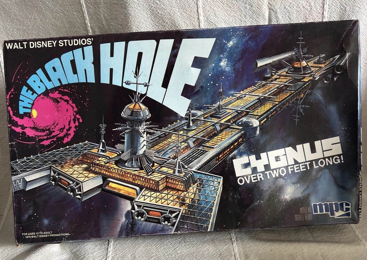 模型製作用品 THE BLACK HOLE CYGNUS WALT DISNEY STUDIO Vintage MPC DISNEY The Black Hole Cygnus Model Kit MIB New Open