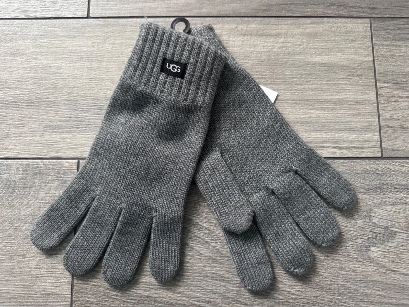 UGG MENS KNIT TECH GLOVES, LIGHT GRAY, CHARCOAL GRAY, BLACK, NAVY, NWT, ONE SIZE