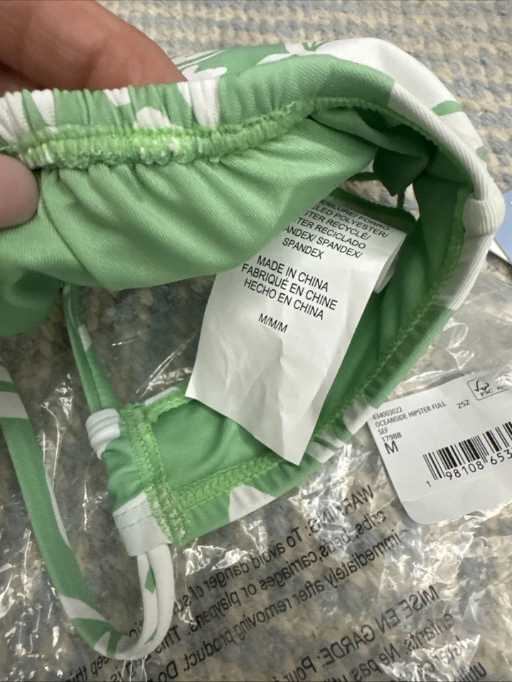 Juniors Roxy Adorable Bikini Set Size Light Green and White Floral NWT - Image 3 of 4