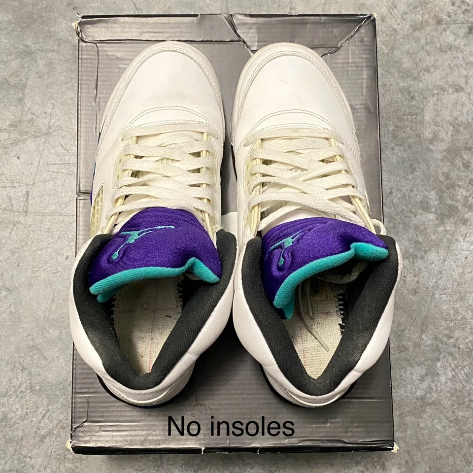 Talla 7Y - Zapatillas Air Jordan 5 Retro Uva 136027-108 ¡Súper Limpias! ¡Envío rápido! Foto 3 de 4