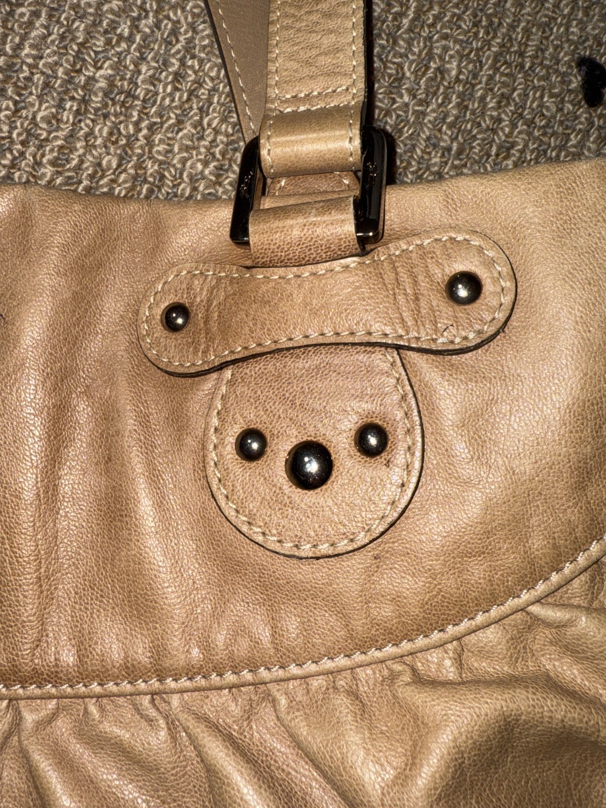 Picture 18 of 24