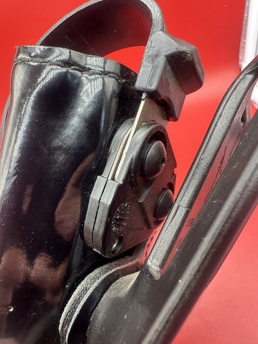 Safariland RH Holster 6280-1740 for SIG P229R(fits P320C) SFX 200 Used - Picture 13 of 13
