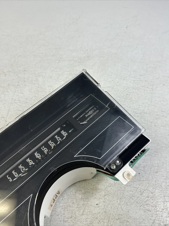 Cuadro de instrumentos velocímetro Buick Century 1989-1993 OEM 25088115 Foto 4 de 4