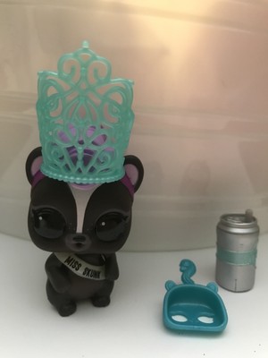 lol surprise pets miss skunk