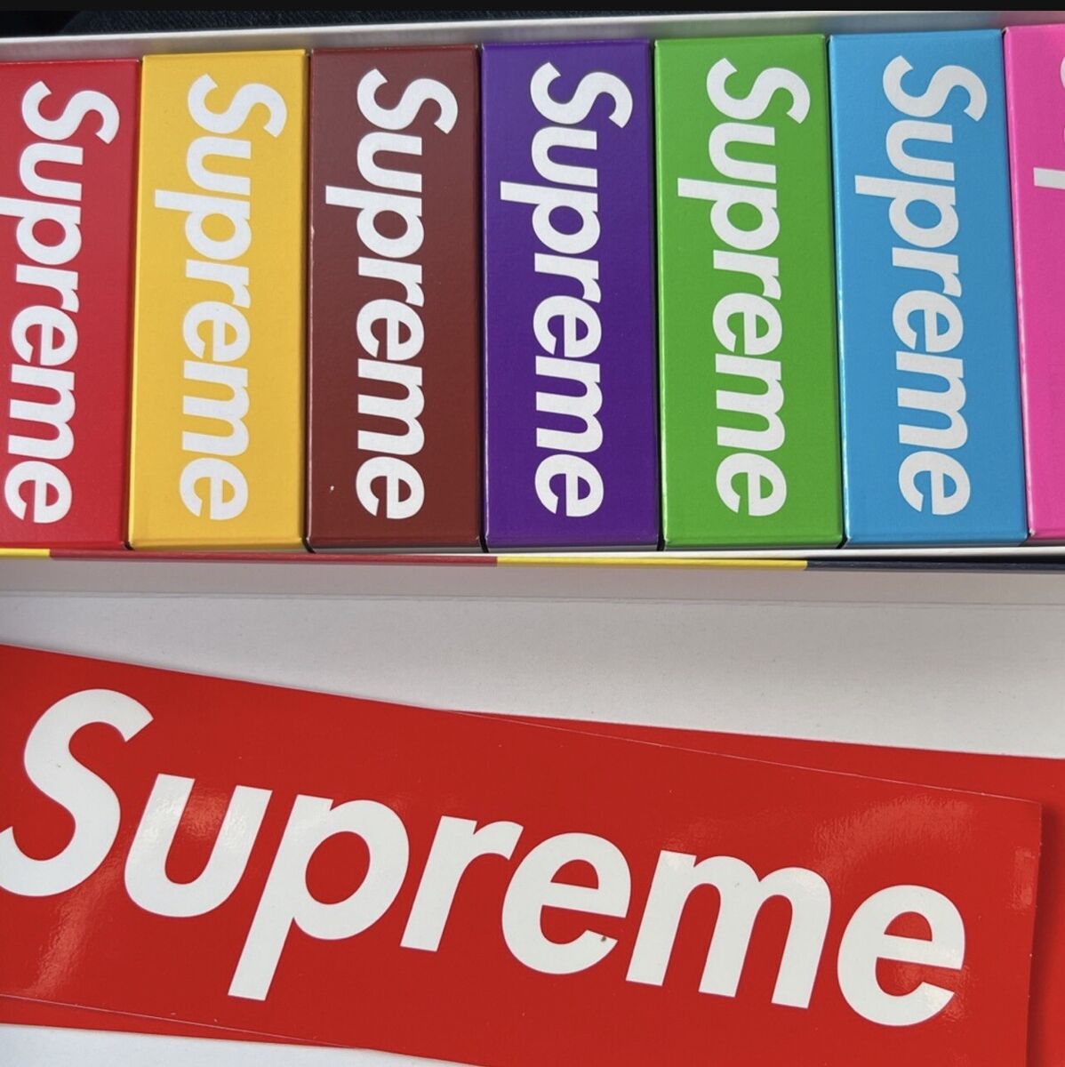 Supreme Magic Ink Markers Set Of 8 New
