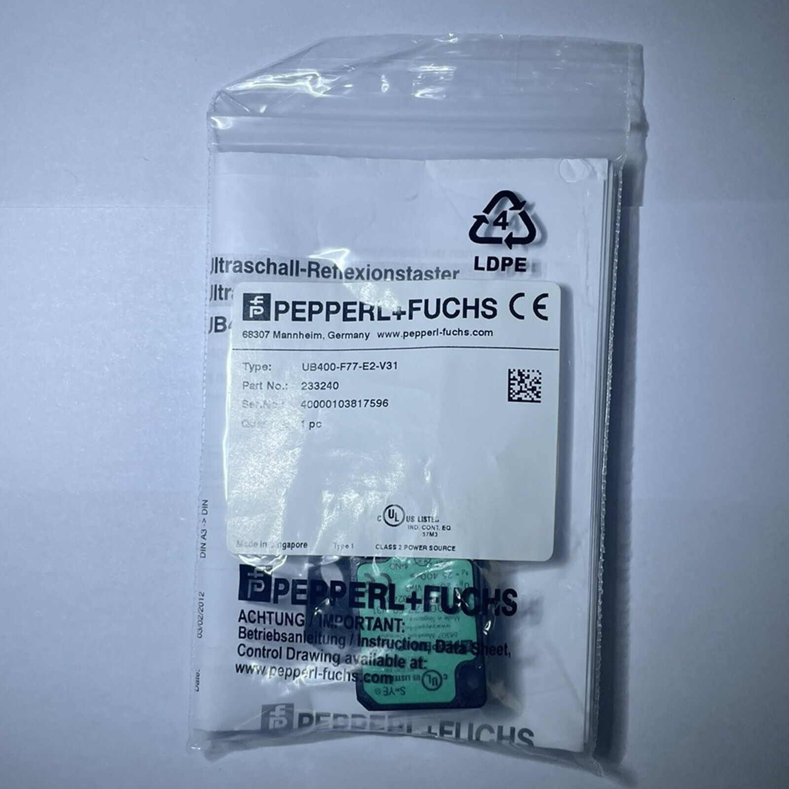 1PCS UB400-F77-E2-V31 New For     Sensor   #A6-37