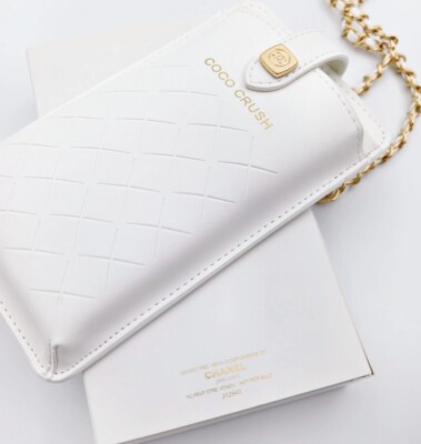 Chanel Coco Crush Crossbody Phone/Card Purse. Brand New Authentic Chanel Novelty