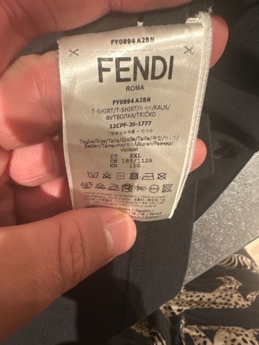 FENDI - Men’s T Shirt - Black - X Large - Picture 6 of 6