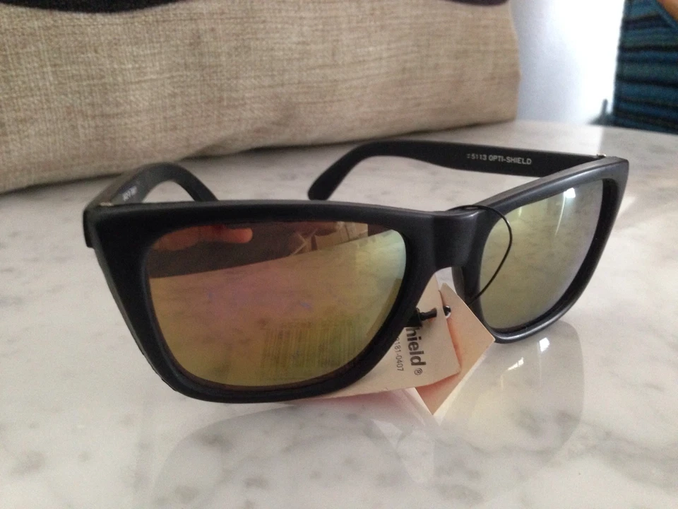 Gafas de sol Opti-shield negras años 80 Cateye lentes amarillas y rosas espejadas nuevas con etiquetas Foto 3 de 4