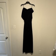 XSCAPE Off-Shoulder Velvet Maxi Long Evening Formal Dress Black Size 10 Regular