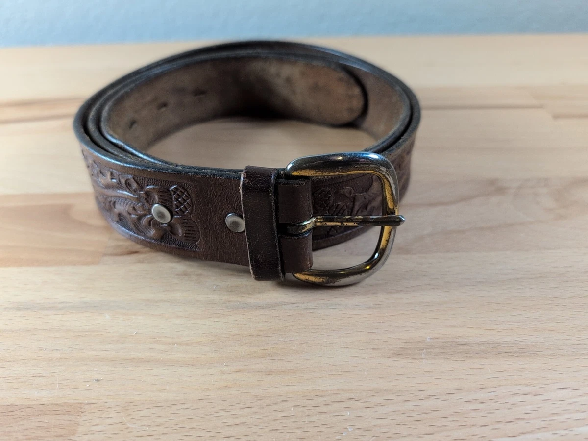 Vintage custom leather and velvet belt by Tony Lama. Size 32 Vintage Tooled Leather and Cow Hair Tony Lama Western Belt  main image 4