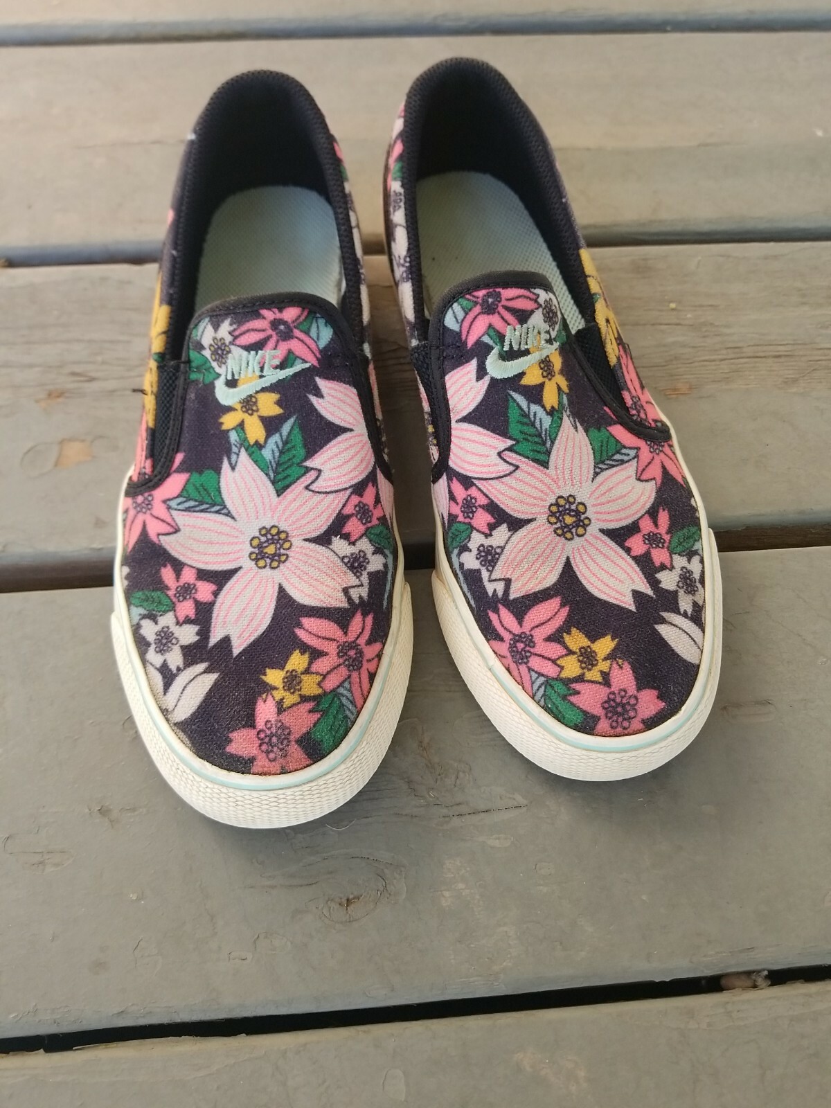 nike toki floral