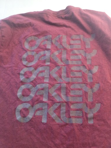 Mens Oakley T-Shirt Buckle Made Exclusive Size Large Short Sleeve Crew Neck - Picture 6 of 6