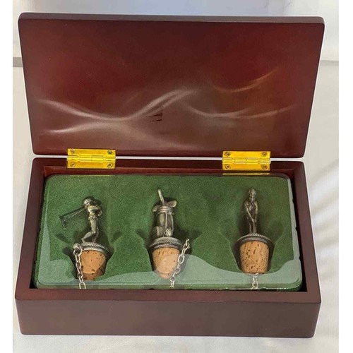 Nuevo Sin Etiquetas Golfista 3 Tapones Redwood Manchado Caja Presentación Agujero 19 - Imagen 1 de 10