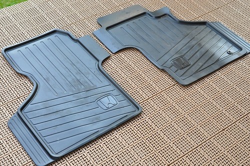 Genuine Honda Acty Truck Van rubber floor mat for HA5 HA6 HA7 HH5 HH6 - Picture 2 of 23