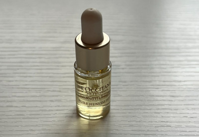 L'Occitane Immortelle Divine Youth Oil 0.14 oz / 4 ml   New, Unopened