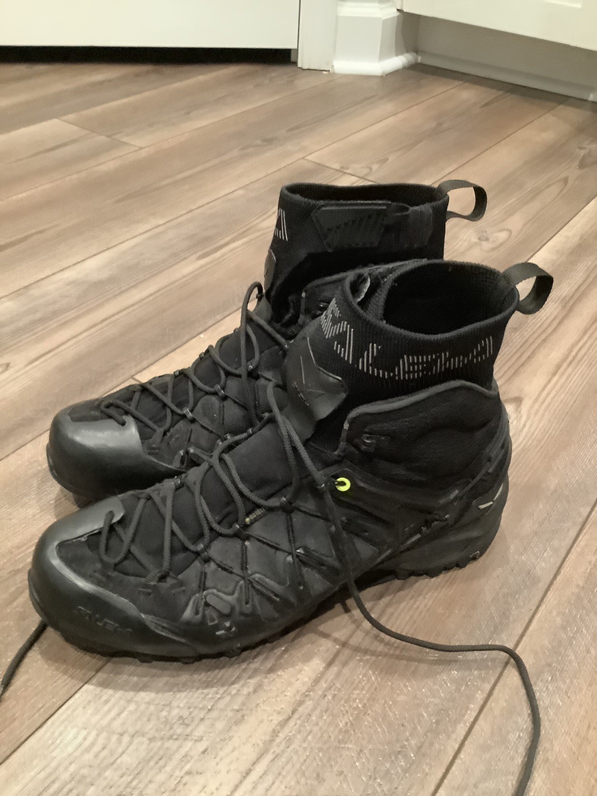Botas de senderismo Salewa Wildfire Edge Mid GTX para hombre EE. UU. 10 negras Gore-Tex