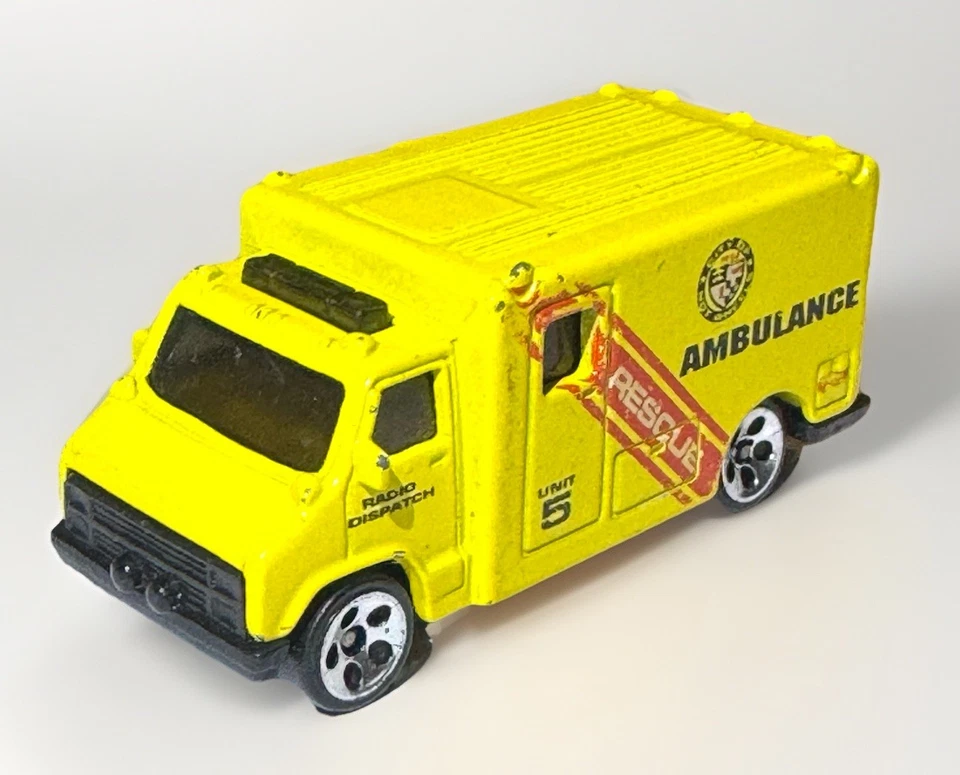复古/1988/风火轮“救援任务”救护车/黄色/马来西亚 (B1) — 第 3/4 张图片