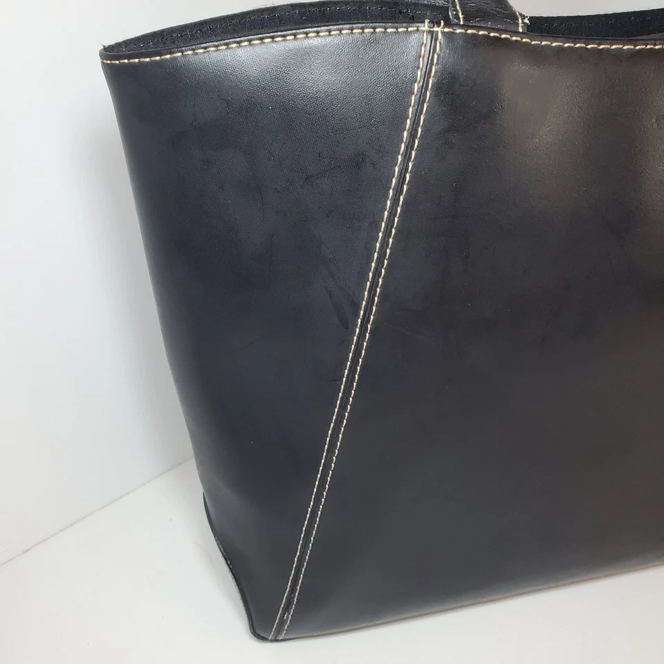 Bolso de Hombro Grande de Cuero Wilsons Negro Borde en Contraste Oficina de Negocios  Foto 2 de 4