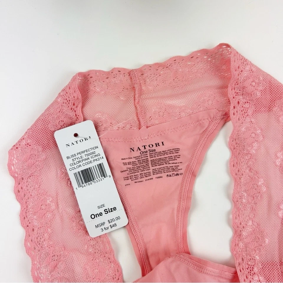 Tanga Natori Bliss Perfection con ribete de encaje en rosa glaseado talla única Foto 3 de 4