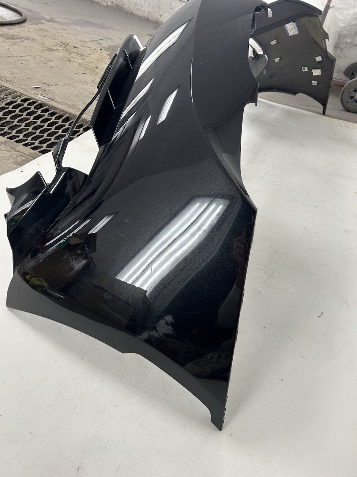 2021 FERRARI ROMA REAR BUMPER COVER SKIN OEM 000901251