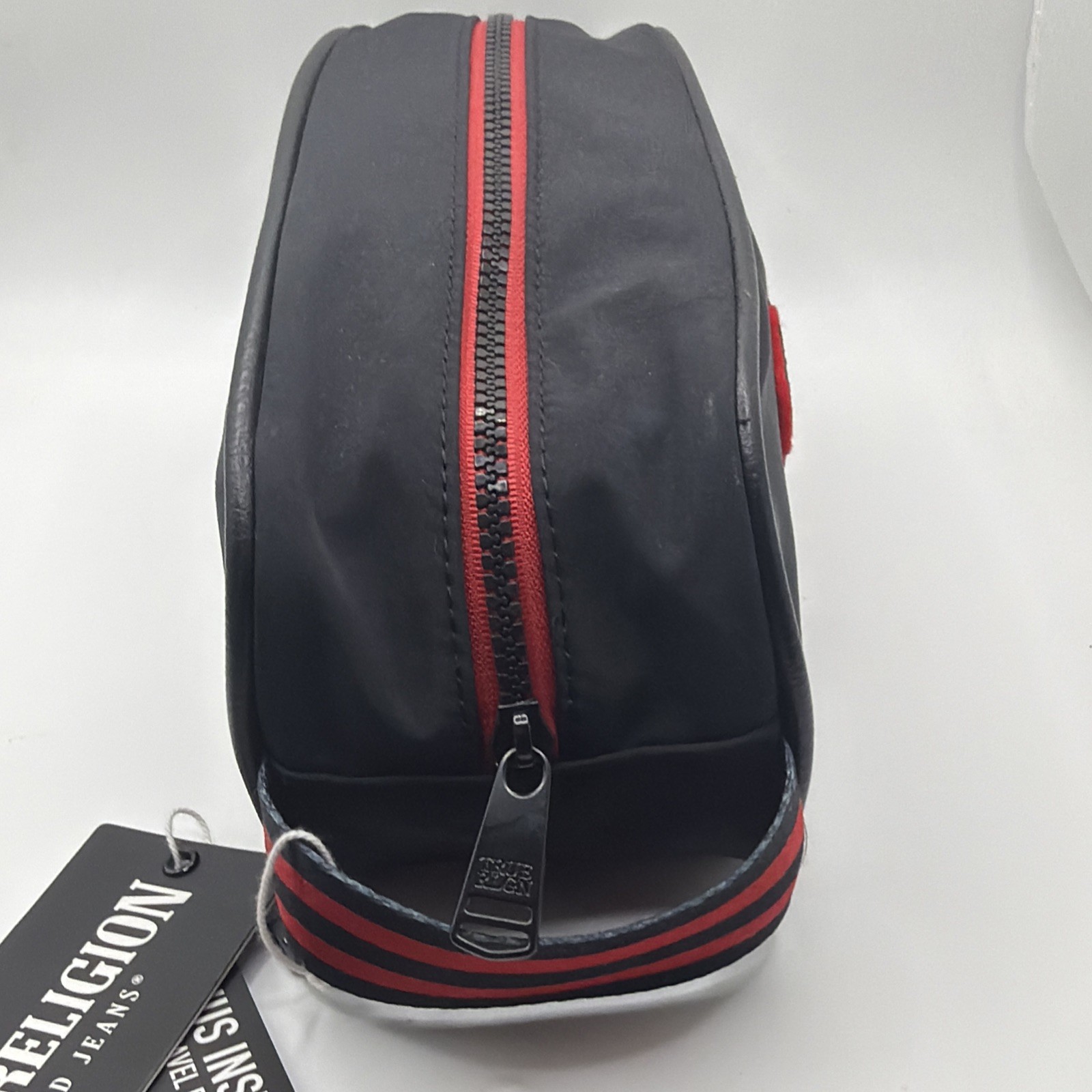 TRUE RELIGION Toiletry Bag PENN Black Red Bonus Travel Bottles BRAND NEW NWT thumbnail 3