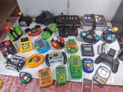 Over 25 Plug-n-Play Games Lot Atari EA Sports Frogger Yahtzee Mrs Pacman TD30D