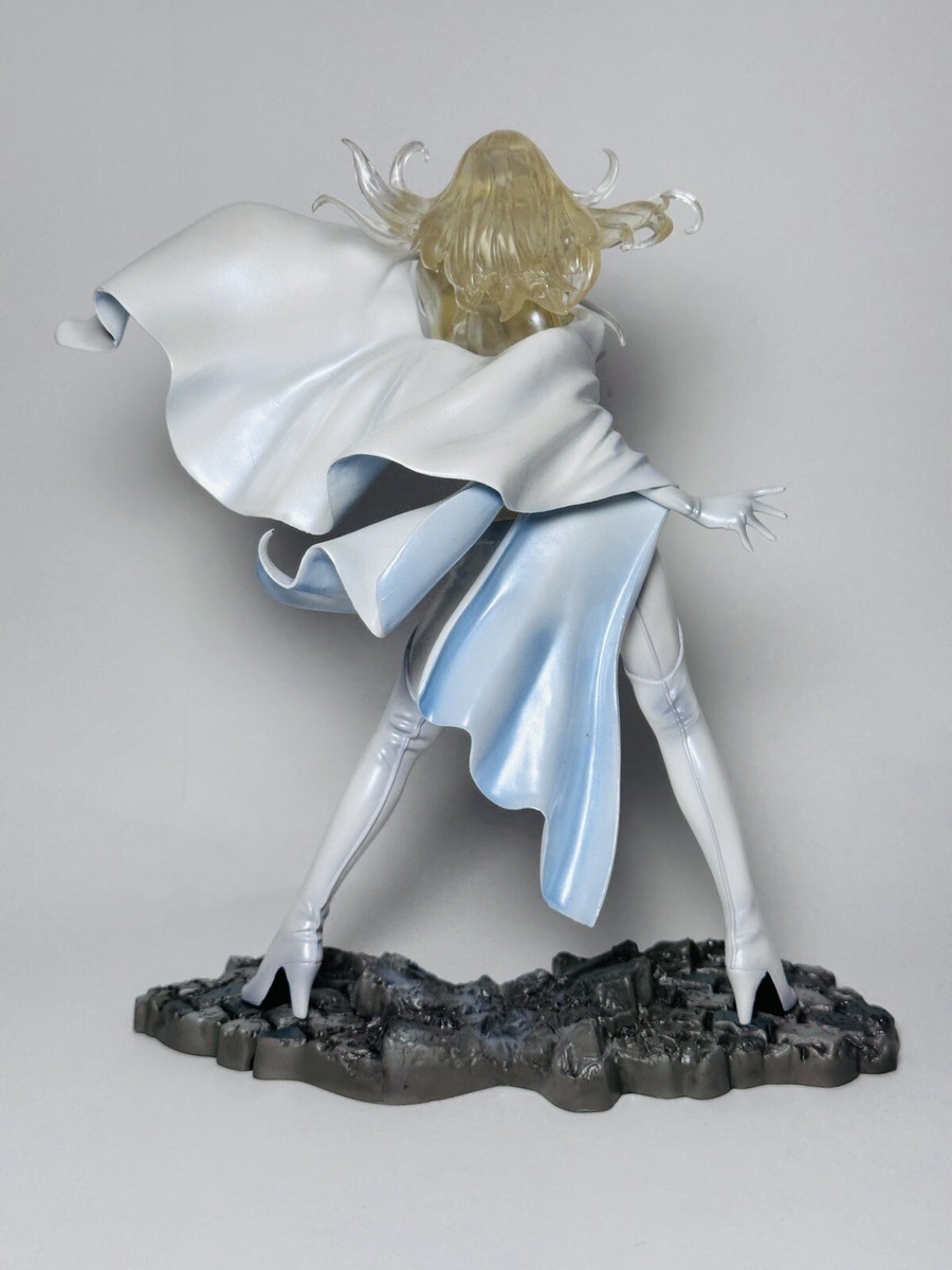 Kotobukiya Bishoujo Emma Frost Statue SDCC Exclusive 1/8 Scale