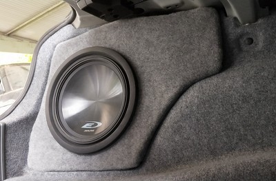 e90 sub box