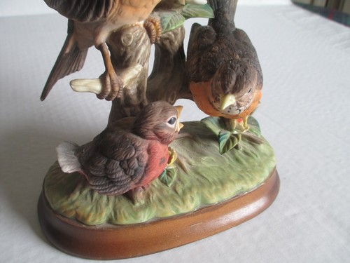 Family of Robins Hand-Painted Bisque w/Base - Picture 10 of 10