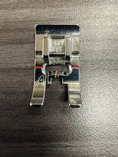 Husqvarna Viking sewing machine feet (2A)