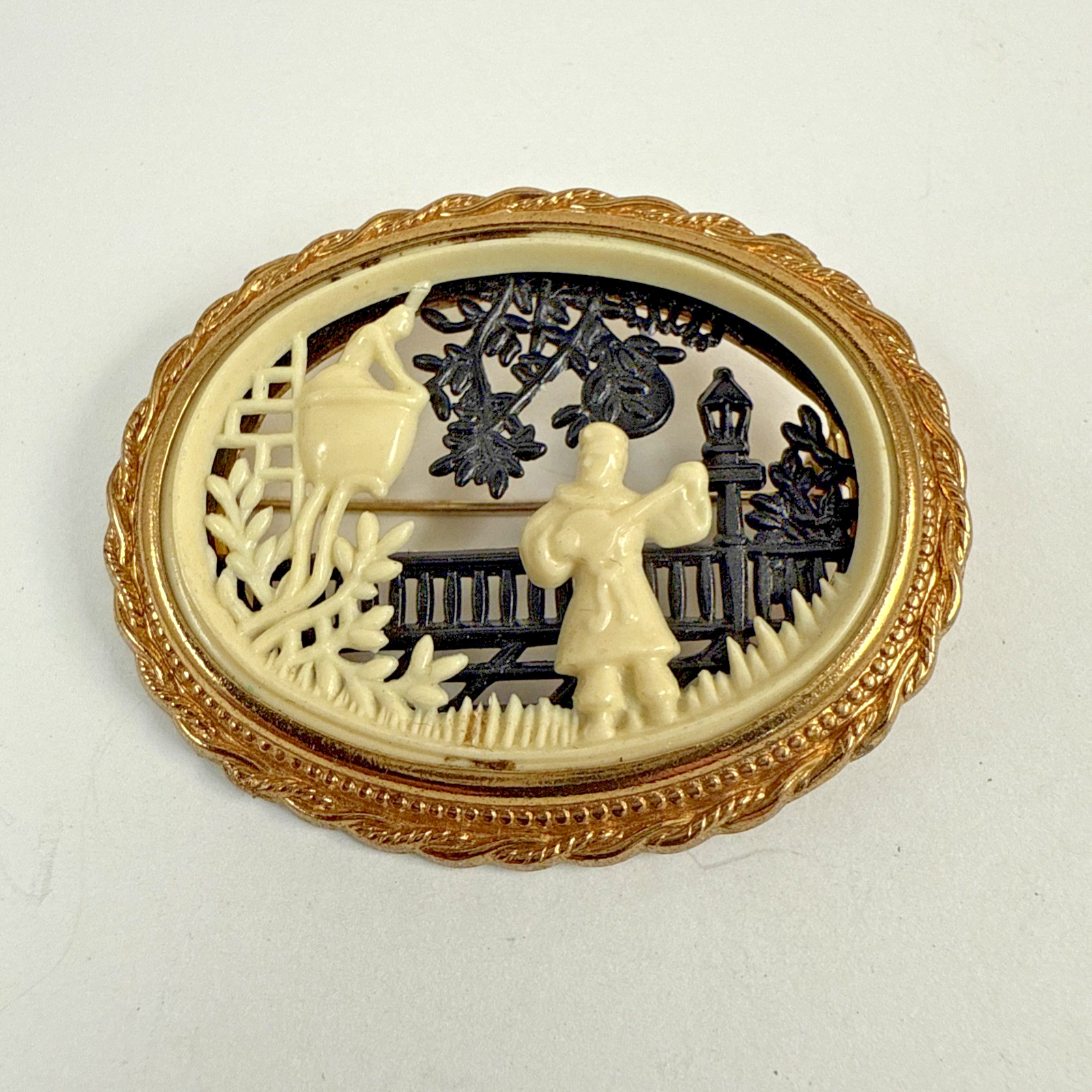 Vintage CORO Pegasus Romeo Juliet Celluloid Gold Tone Brooch Oval Pin