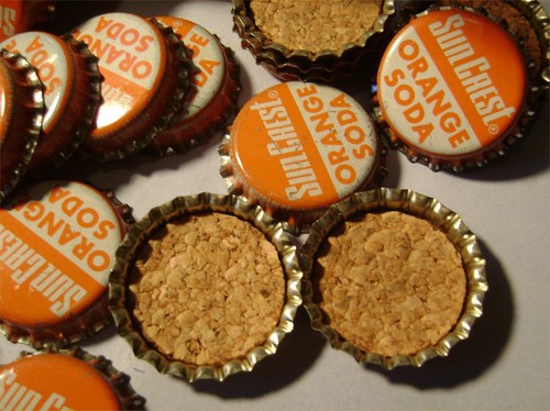 Lot of 20 Vintage Sun Crest Orange Soda Bottle Caps w Cork - Unused Old Stock - Picture 3 of 3