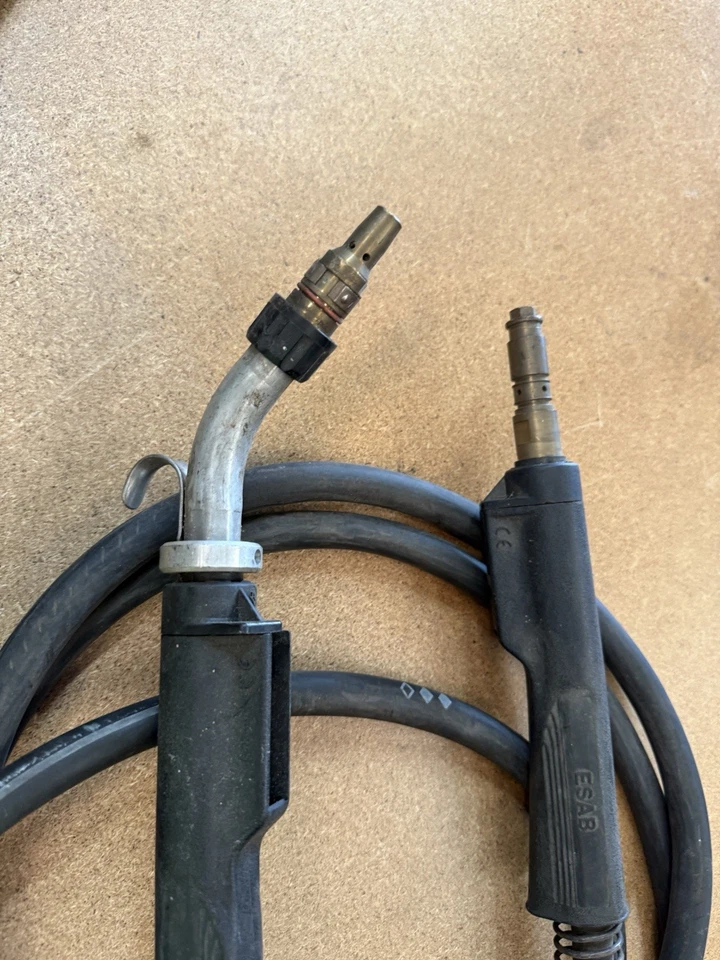 Antorcha de soldadura ESAB MIG 0558001635 MXL 400 estilo con cable Foto 4 de 4