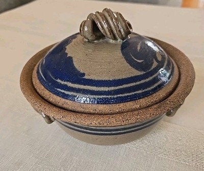 VTG Stoneware Ceramic Lidded Casserole Dish by Potpourri Potters Hot/Cold EUC