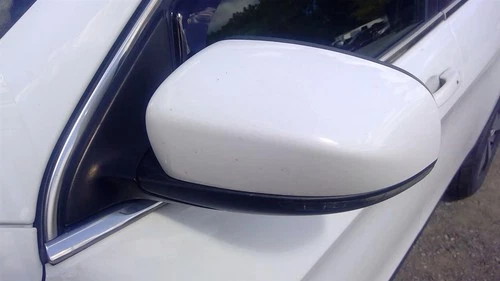 Used Left Door Mirror fits: 2019 Jeep Cherokee Power manual folding painted heat