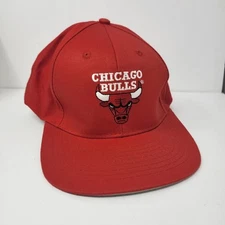 Vintage Chicago Bulls NBA Snapback All Red Hat Red By Drew Pearson Companies