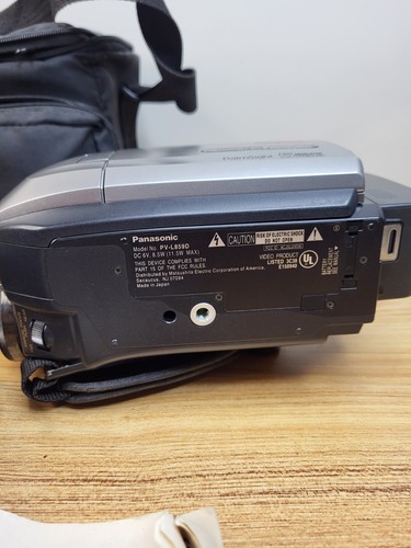 Panasonic Palmcorder PV-L859 VHS Camcorder Untested Selling As Parts - Picture 8 of 11