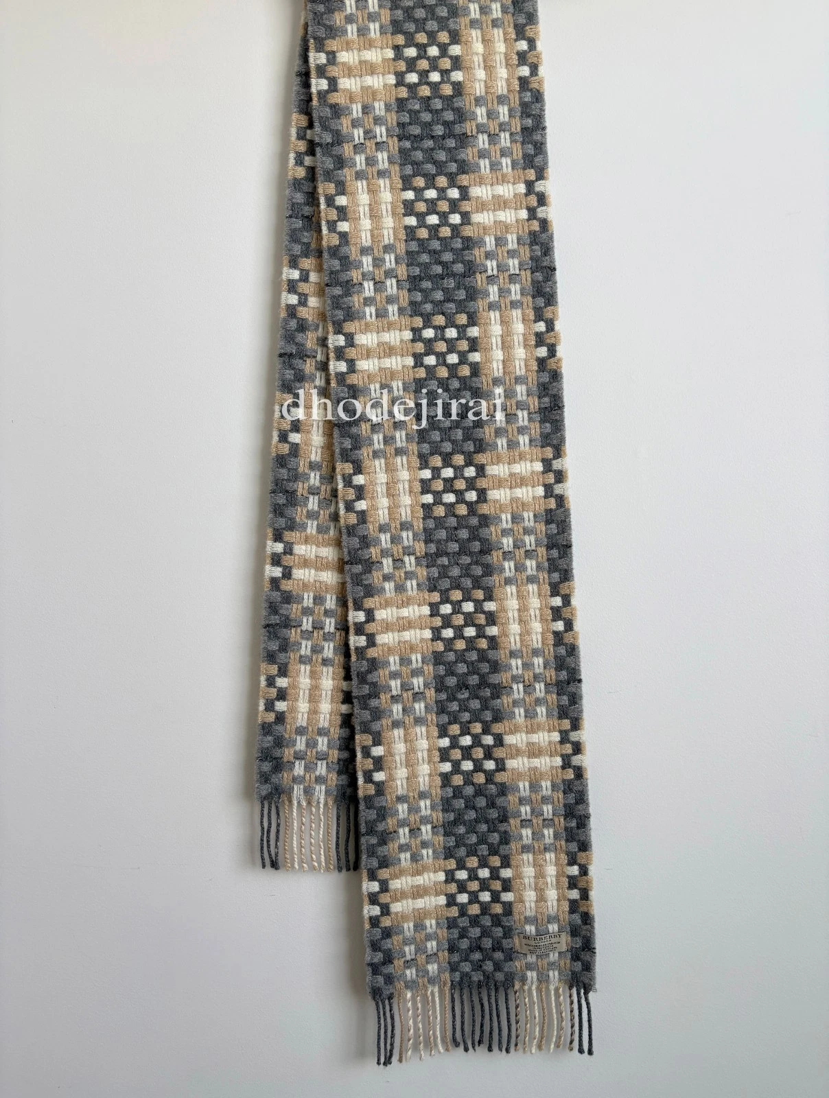 Burberry — Authentic BNWOT Ultra Rare BURBERRY Chunky Knit Check Cashmere Mens/Womens Scarf