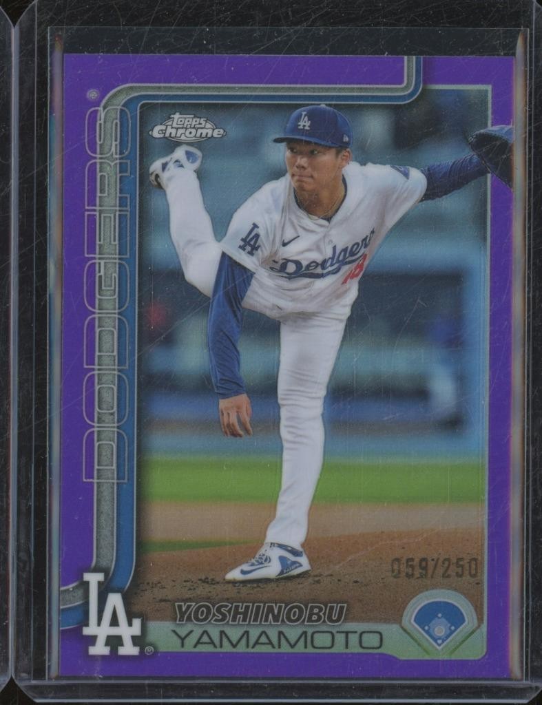 2025 Topps Chrome YOSHINOBU YAMAMOTO #179 Purple Refractor /250 Dodgers JA172