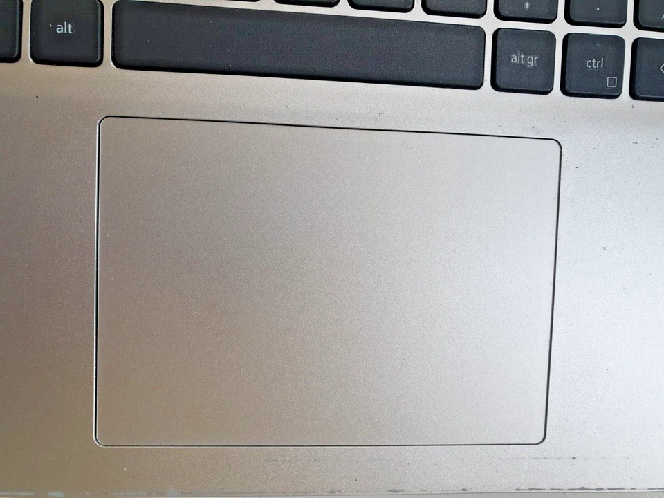 Dell Inspiron 15 3000 3521 15", 4GB RAM, 128GB NVME - Bild 3 von 4