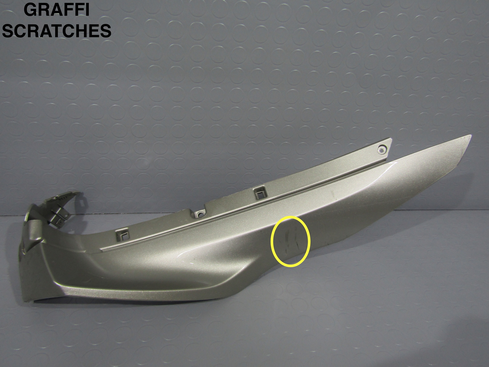 RIGHT FOOTREST BODY PIAGGIO BEVERLY 300 HPE 2021