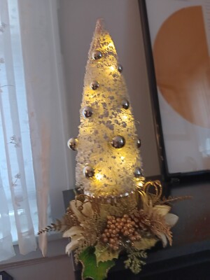 17 INCH BOTTLED BRUSH CHRISTMAS BY VALERIE