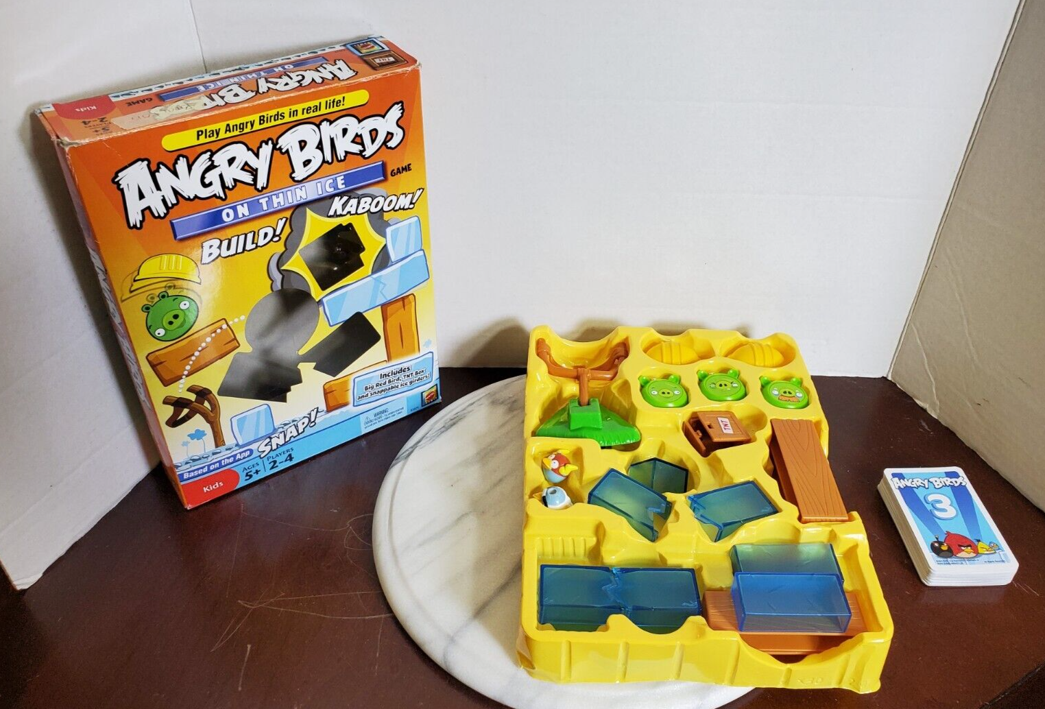 Angry Birds - C12 - Bubbles - Board games & Toys - Board games