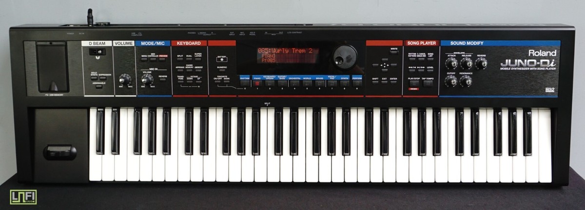 Roland Juno-DI Polyphonic Portable Synthesiser W/ Effects Roland Juno-DI Polyphonic Portable Synthesiser W/ Effects