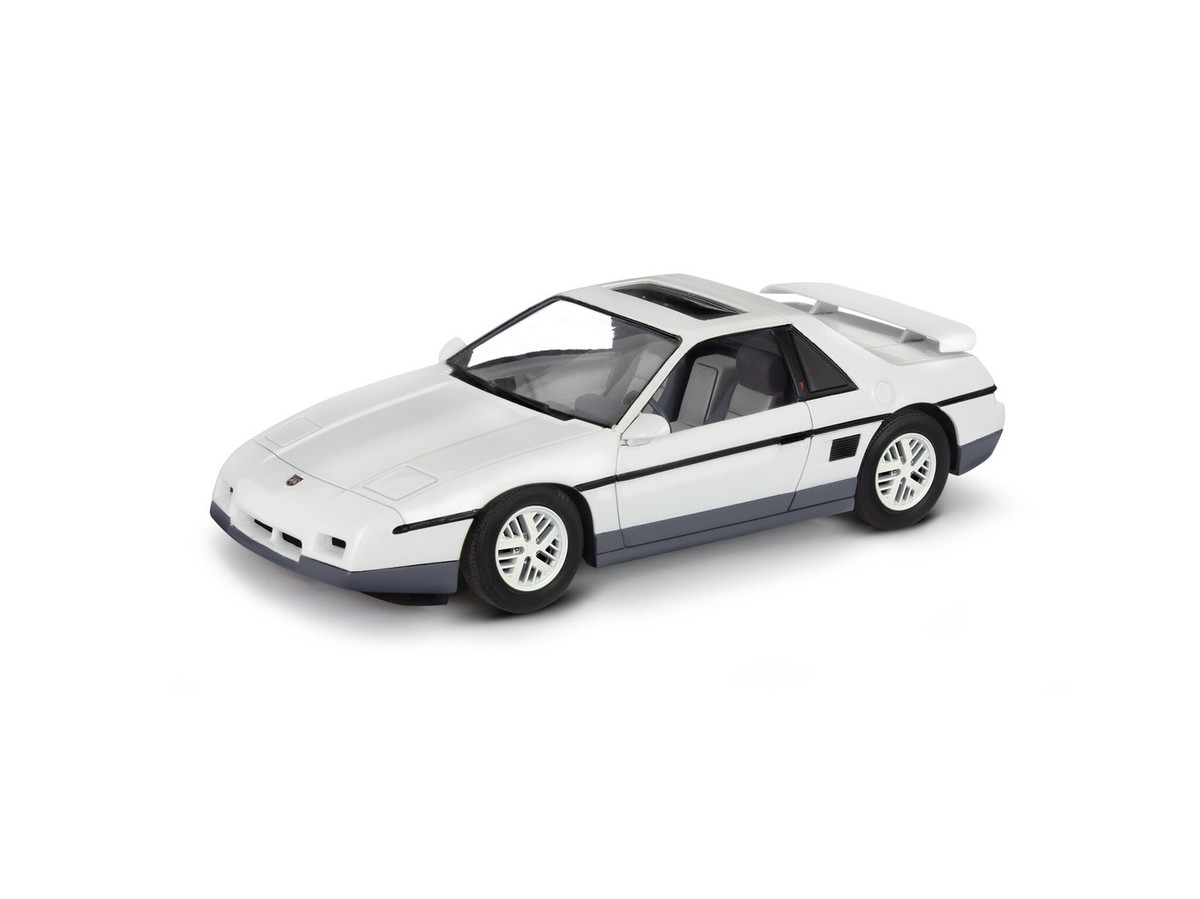Revell - 1985 Pontiac Fiero Gt 1/24 14573 | eBay