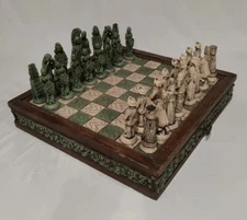 Vintage White & Green Resin Composite Spanish Conquistadores Themed Chess Set